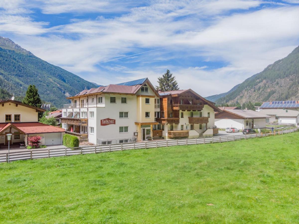 Apartment Falkner-7 By Interhome Oberlängenfeld Dış mekan fotoğraf