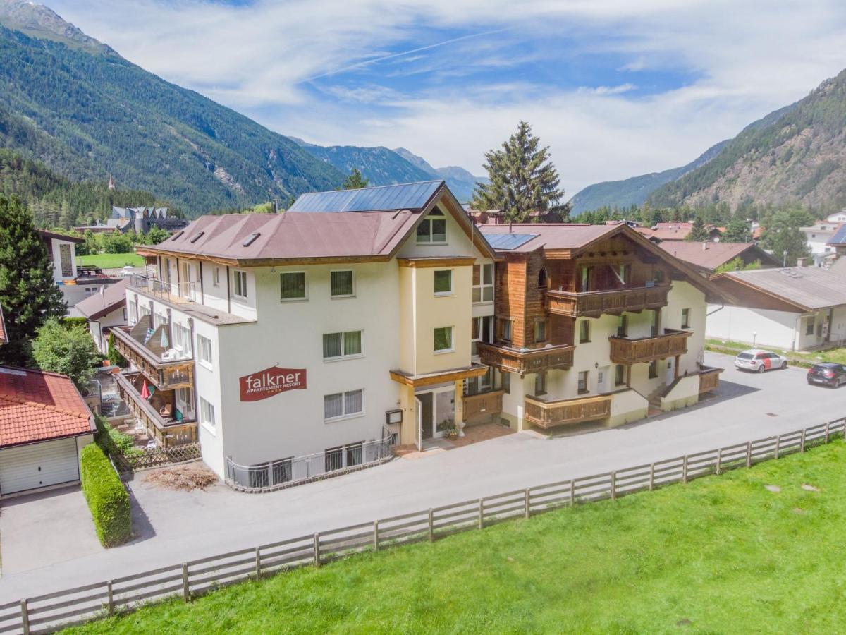 Apartment Falkner-7 By Interhome Oberlängenfeld Dış mekan fotoğraf
